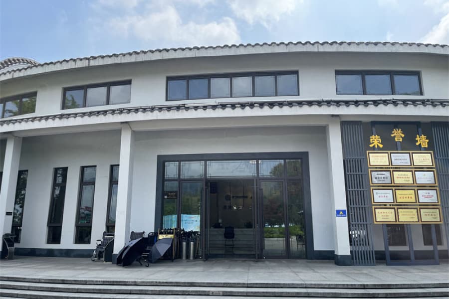 万宝山生态陵园